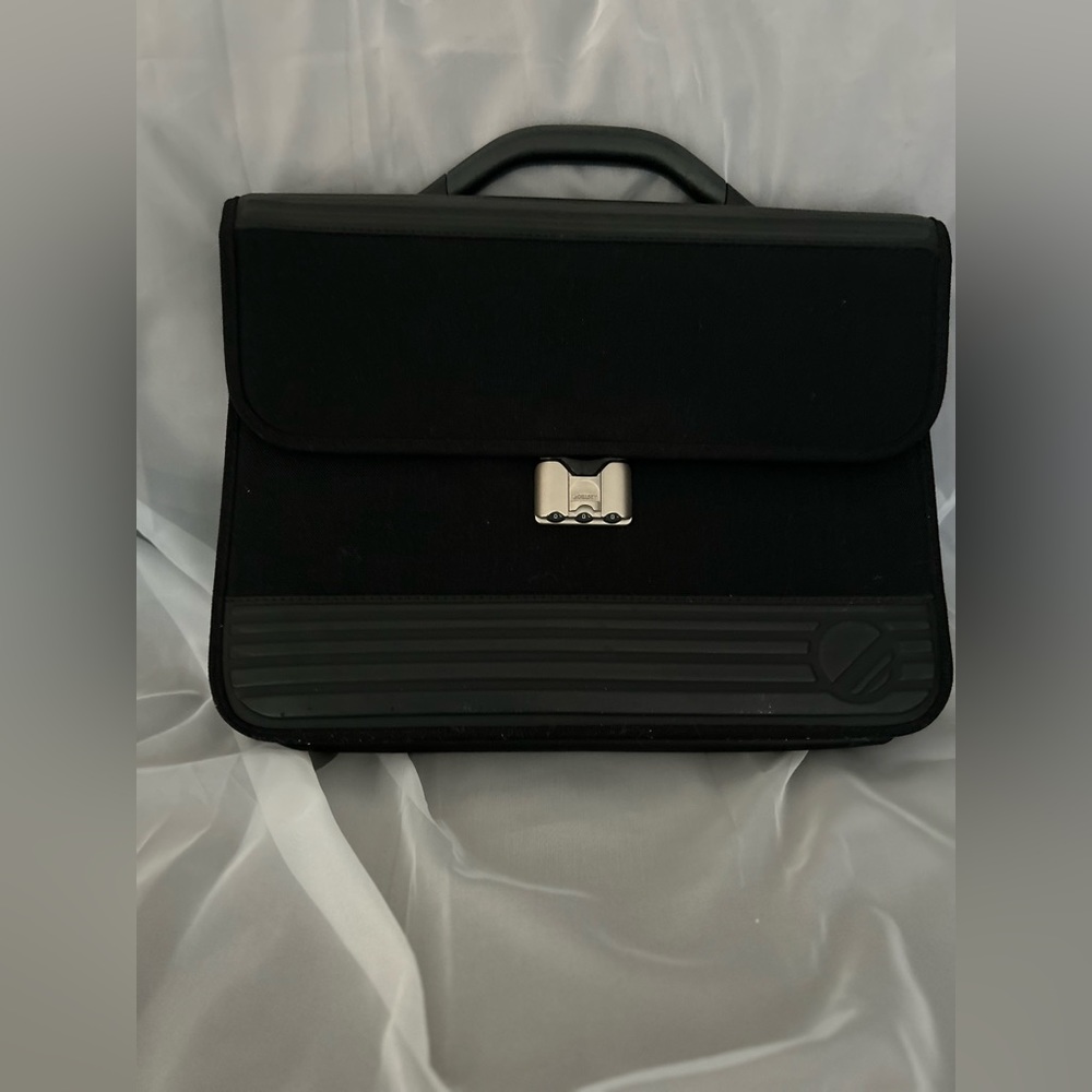 Delsey Vintage slim attaché briefcase portfolio with combi-code lock EUC